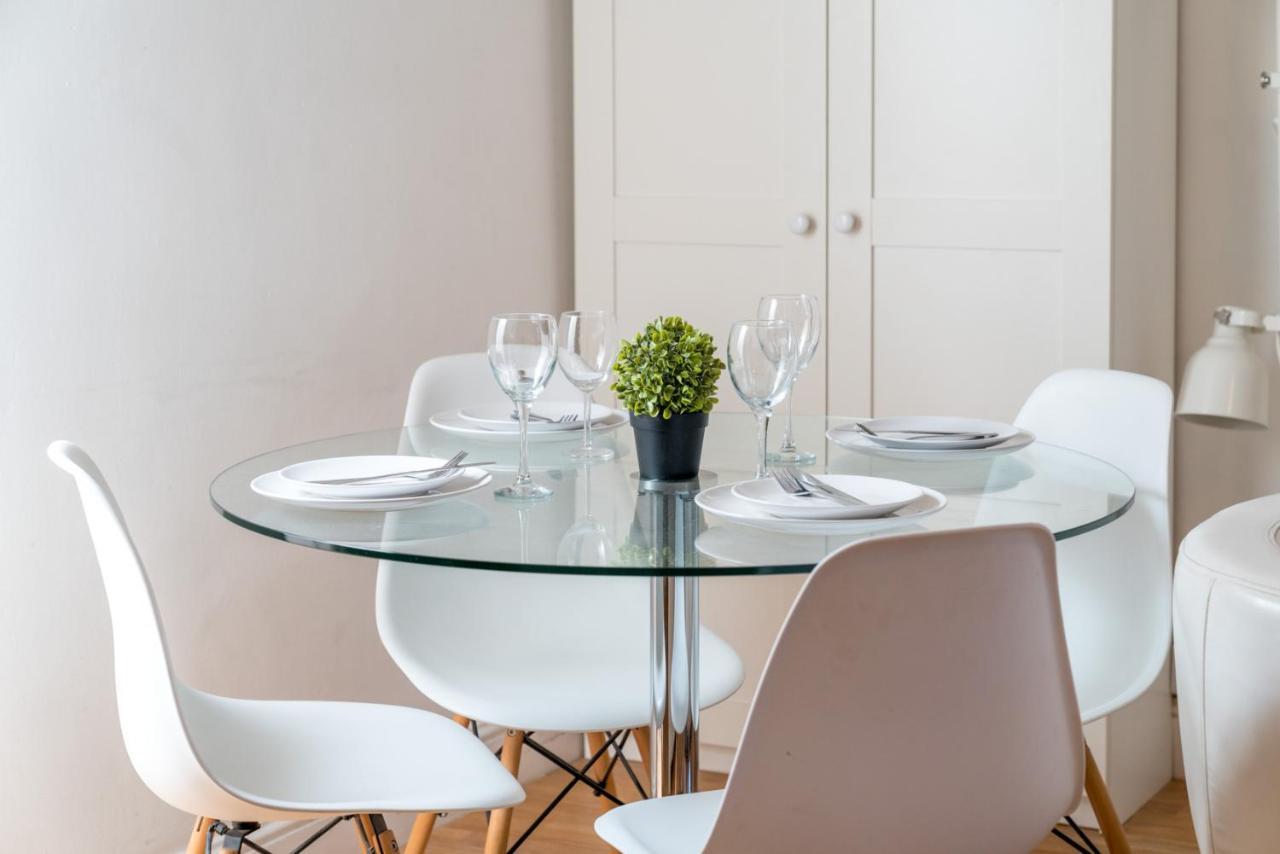 Soho & Covent Garden Apartment, Sleeps 3 ロンドン エクステリア 写真