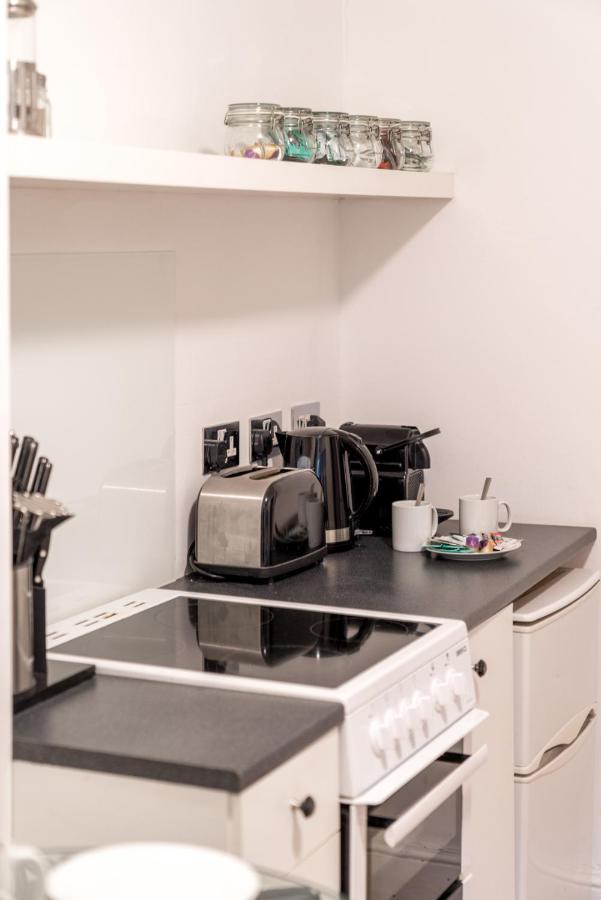 Soho & Covent Garden Apartment, Sleeps 3 ロンドン エクステリア 写真