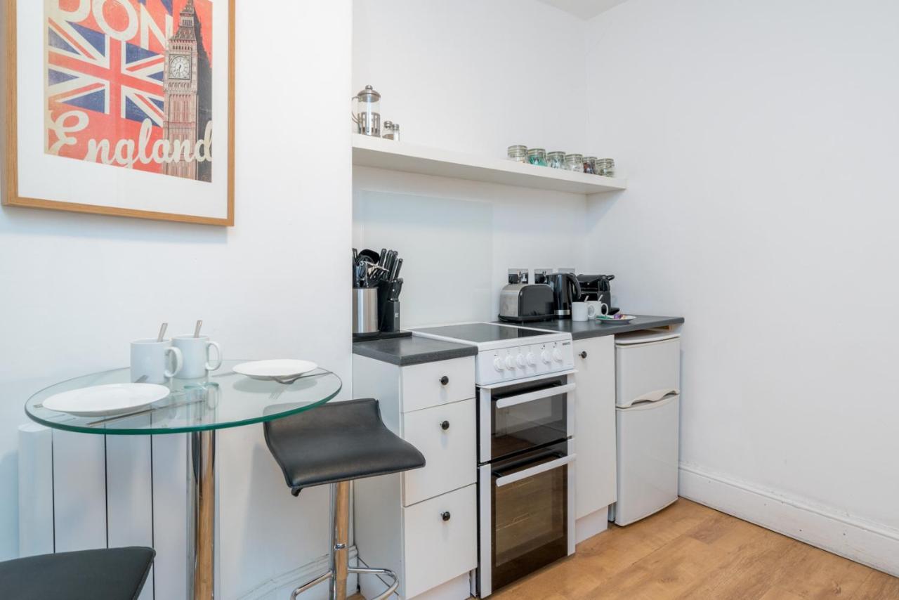 Soho & Covent Garden Apartment, Sleeps 3 ロンドン エクステリア 写真