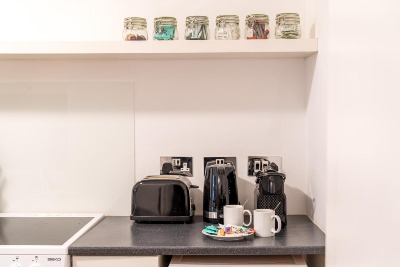 Soho & Covent Garden Apartment, Sleeps 3 ロンドン エクステリア 写真
