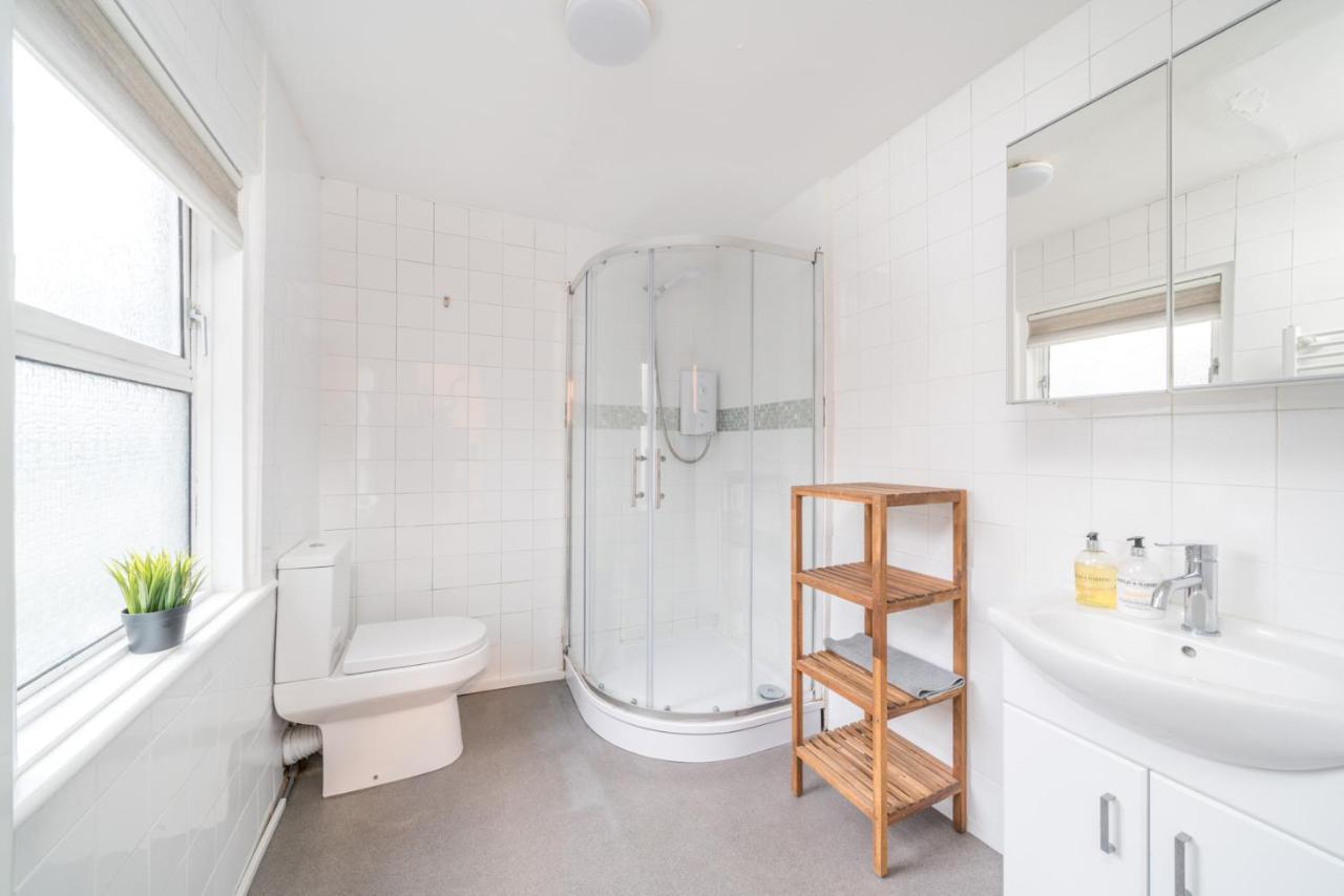 Soho & Covent Garden Apartment, Sleeps 3 ロンドン エクステリア 写真